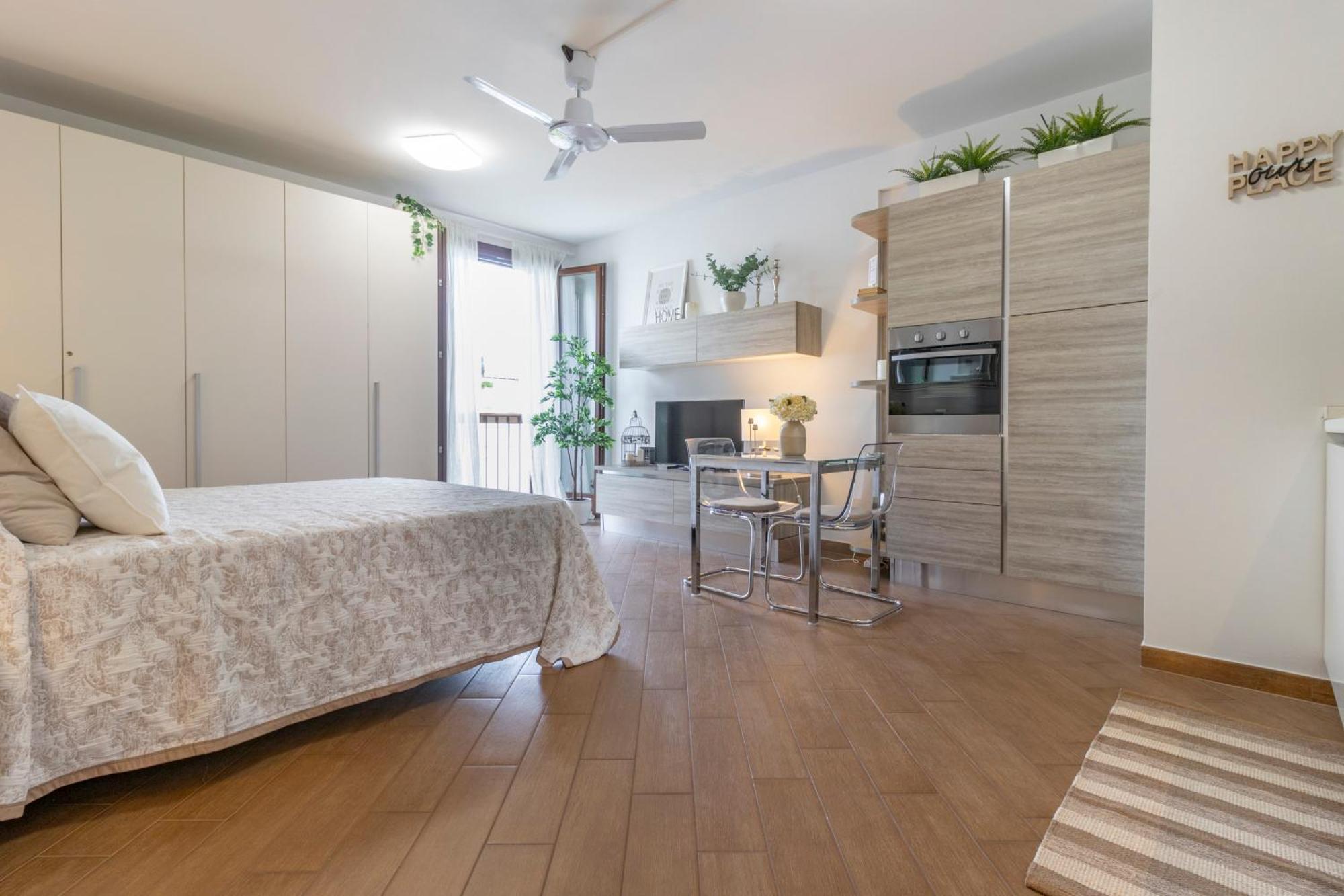 Airport-train Station Ac Free Parking Apartment